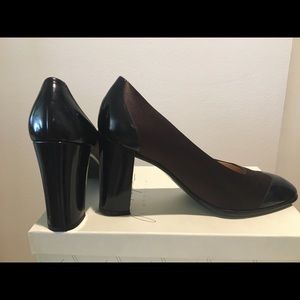 Joan Helpern Signature pumps